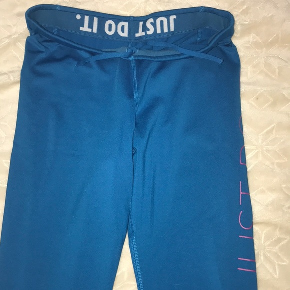 LAST CHANCE- DONATING EVERYTHING FRIDAY MORNING - Picture 3 of 4